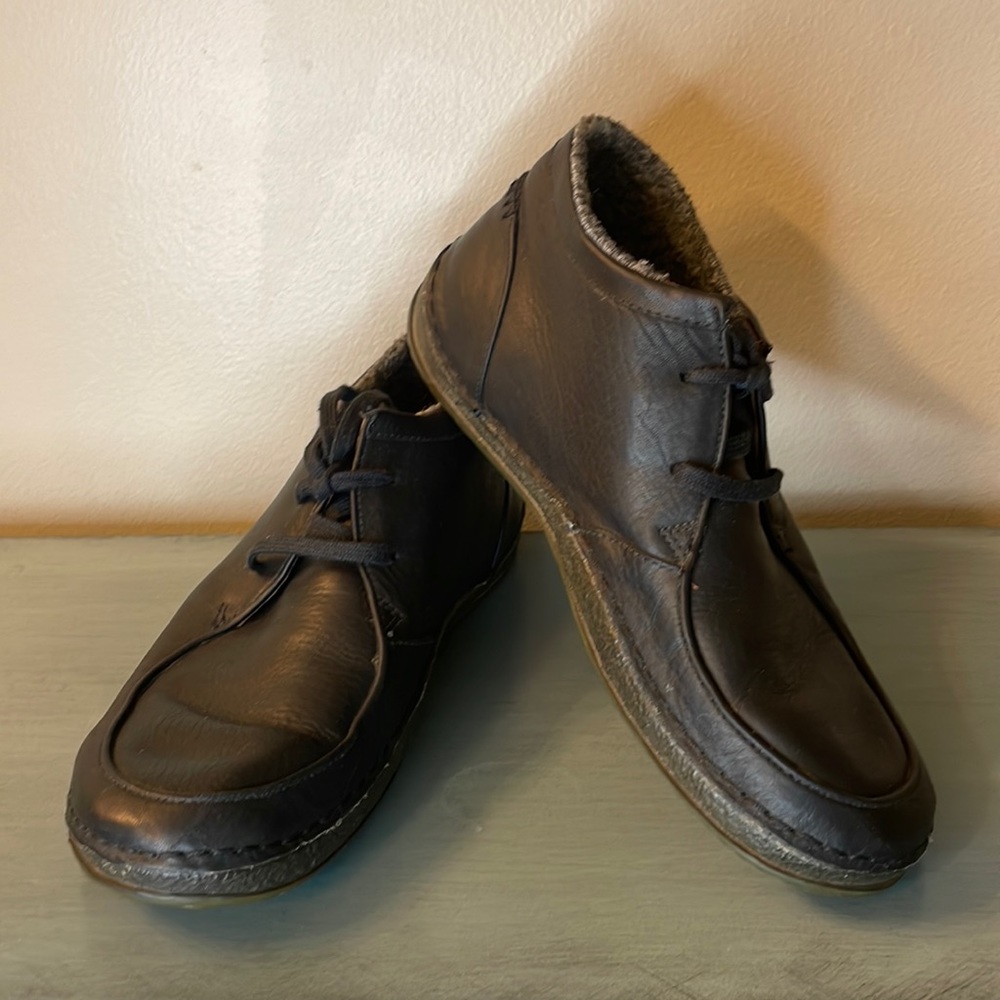 Men’s Camper black boots size 8